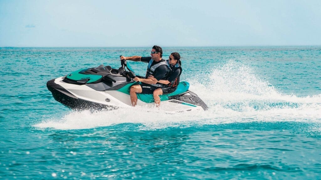 Types of Personal Watercraft - Lemon Bin Vehicle Guides